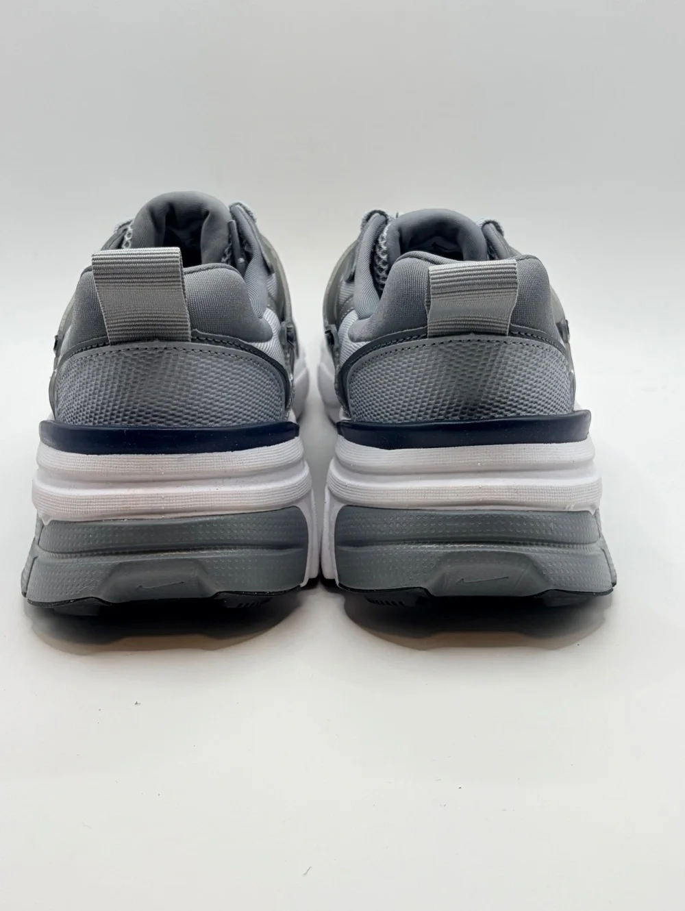 Nike V2K Run Running Shoes Wolf Gray Navy Size 10.5